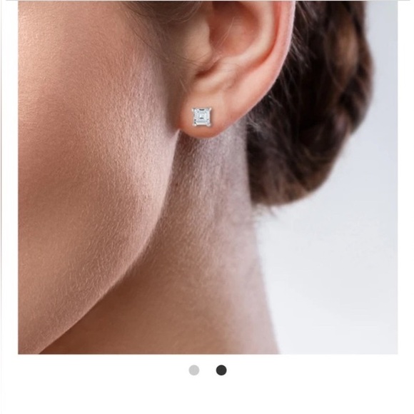 Kenneth Jay Lane Silver Asscher Stud Earrings - Picture 2 of 6